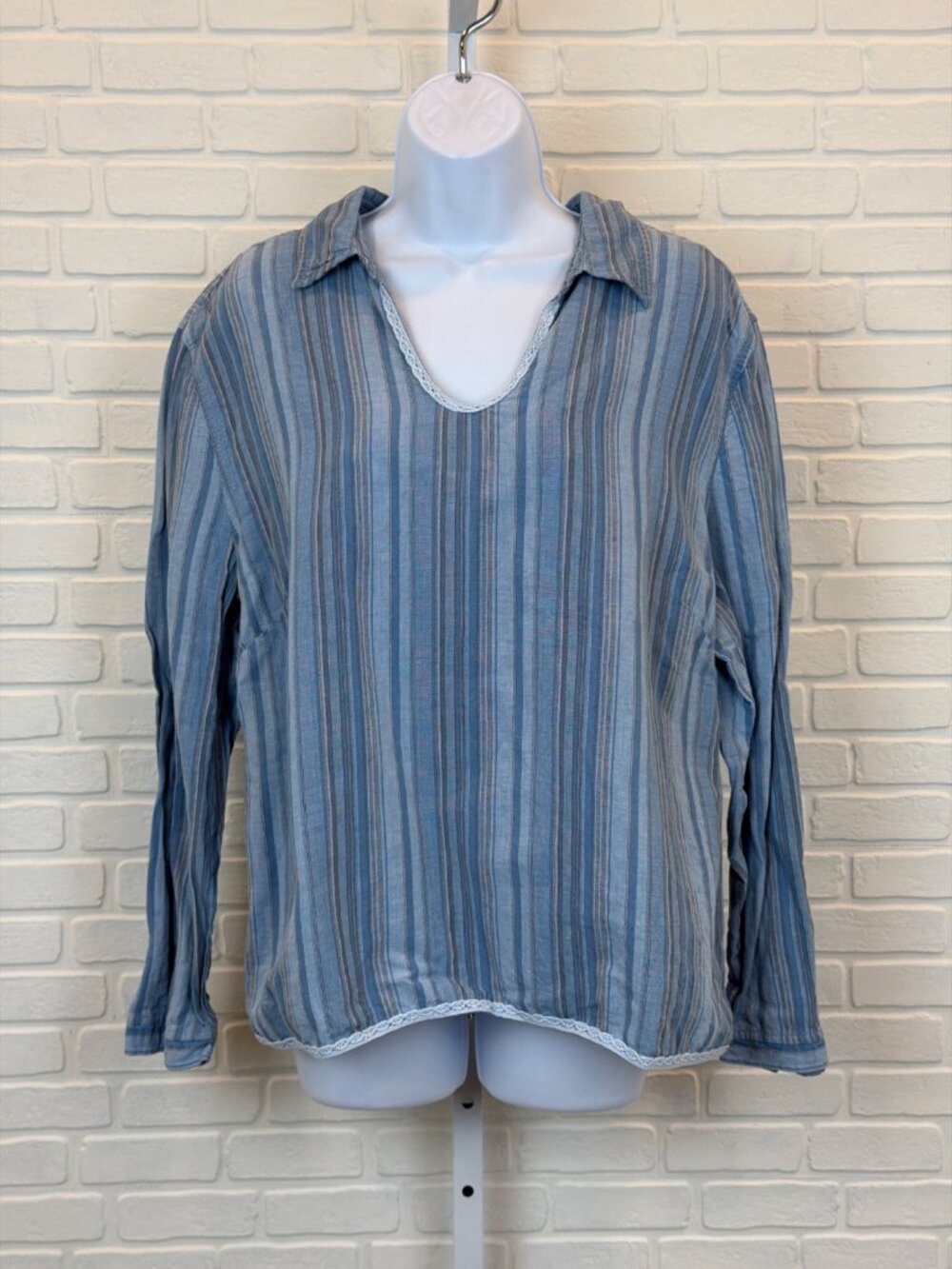High Sierra Striped Linen-Cotton Pullover Top Blue Long Sleeve Large